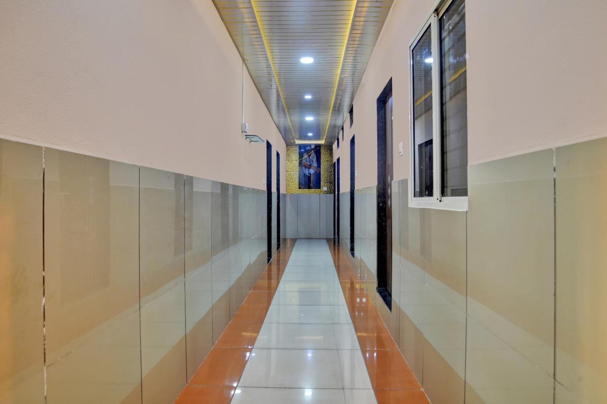 Hotel O Sai Sahara Indore Luaran gambar