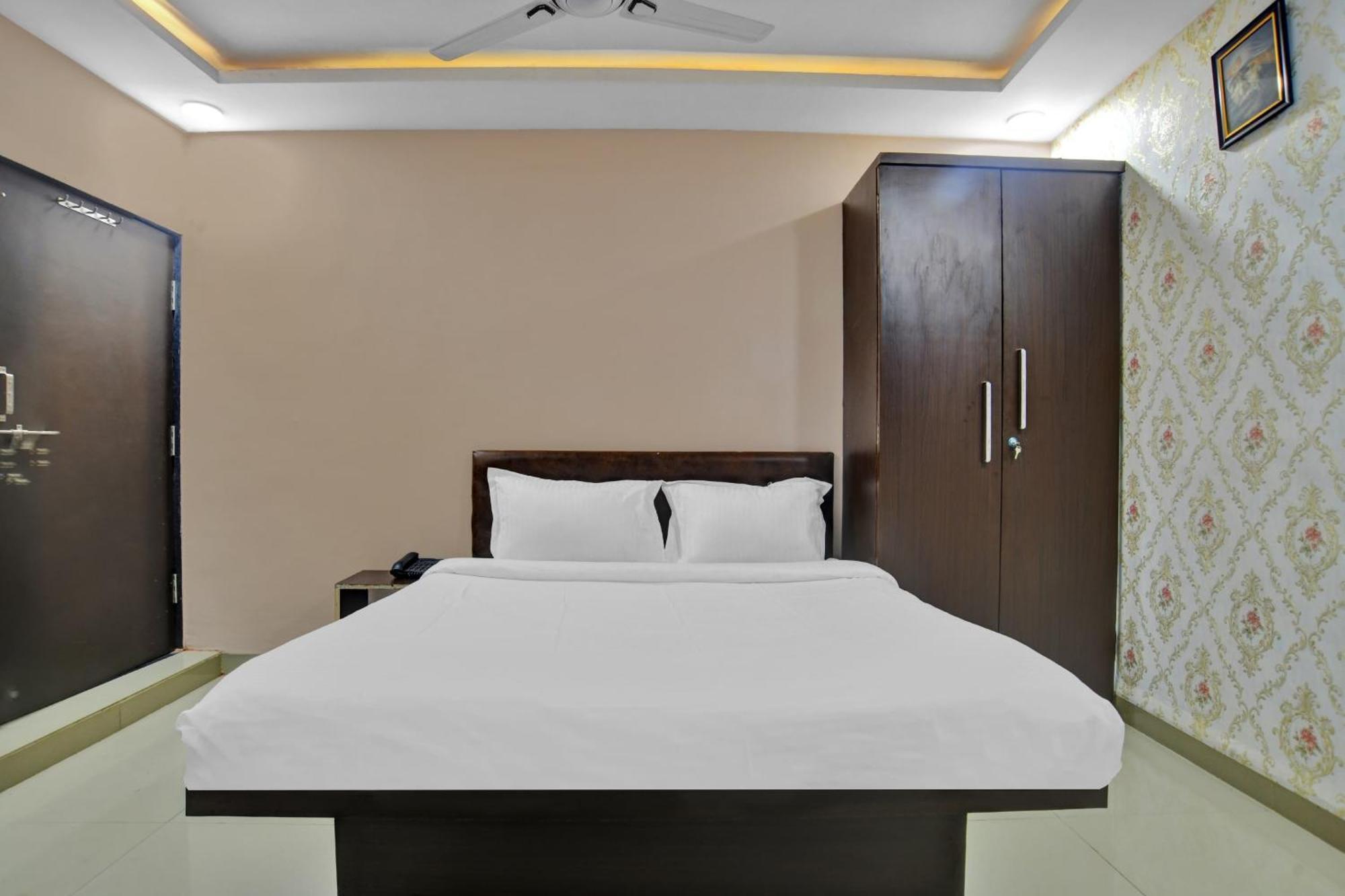 Hotel O Sai Sahara Indore Luaran gambar