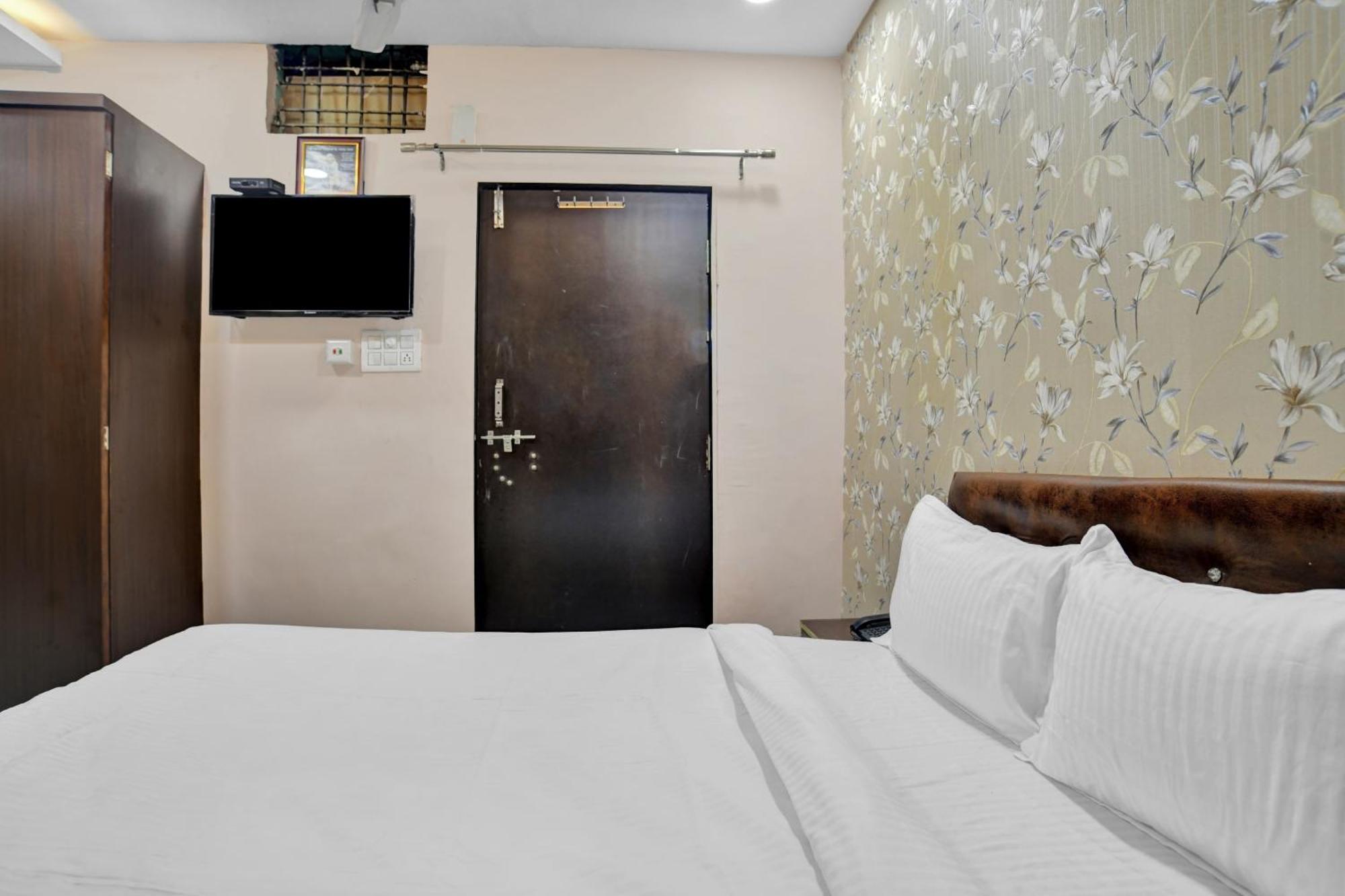 Hotel O Sai Sahara Indore Luaran gambar