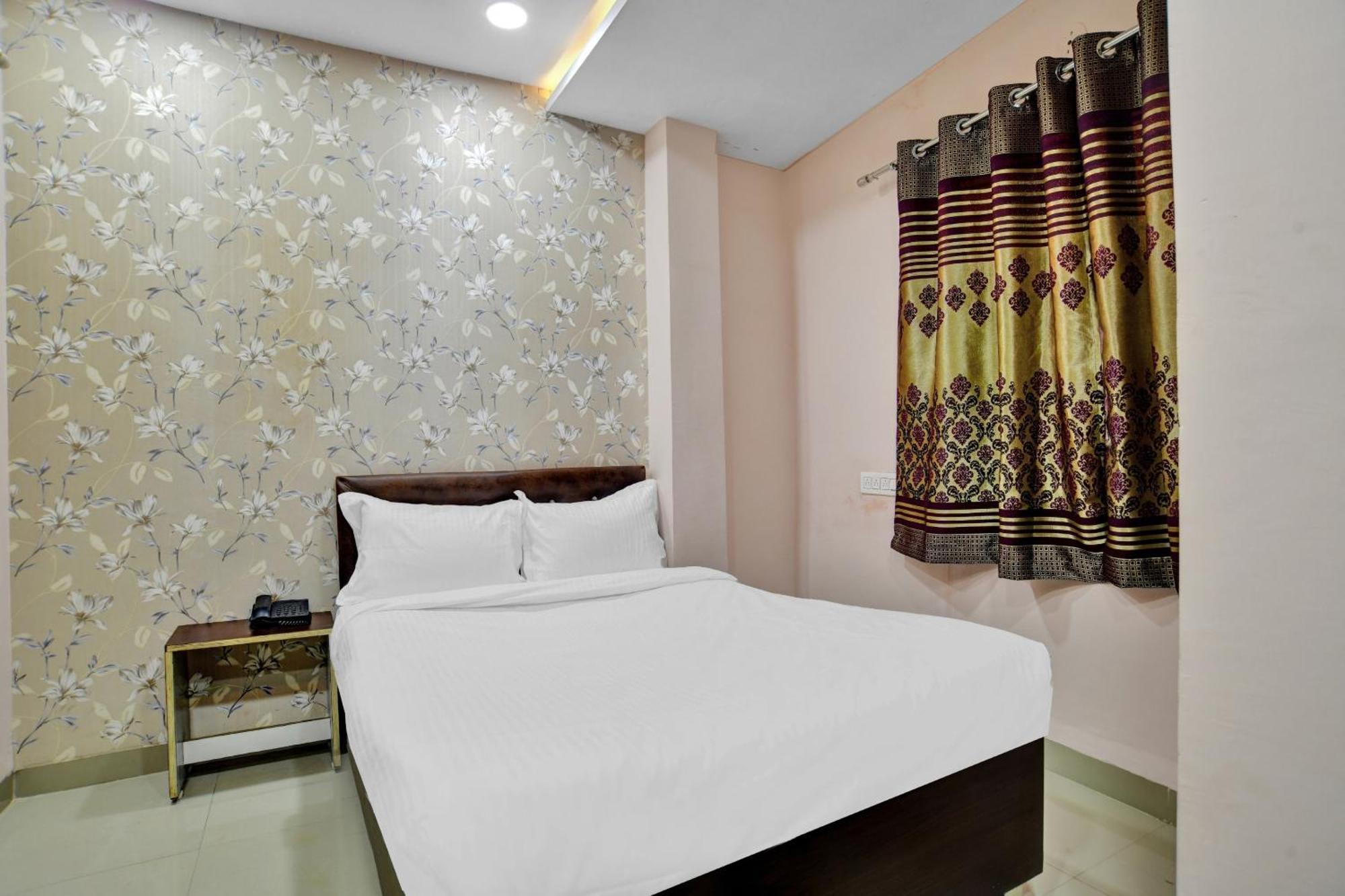 Hotel O Sai Sahara Indore Luaran gambar